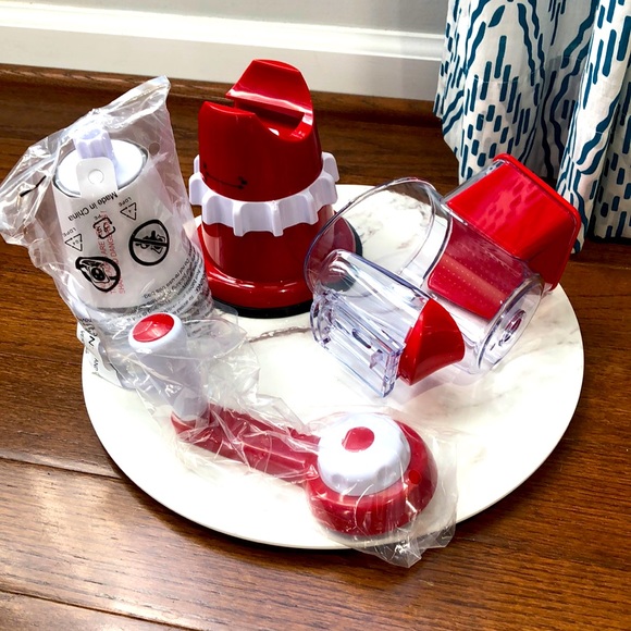 Speed grater & slicer accessories. Never used. Just opened for photos. Blue! - Picture 3 of 7